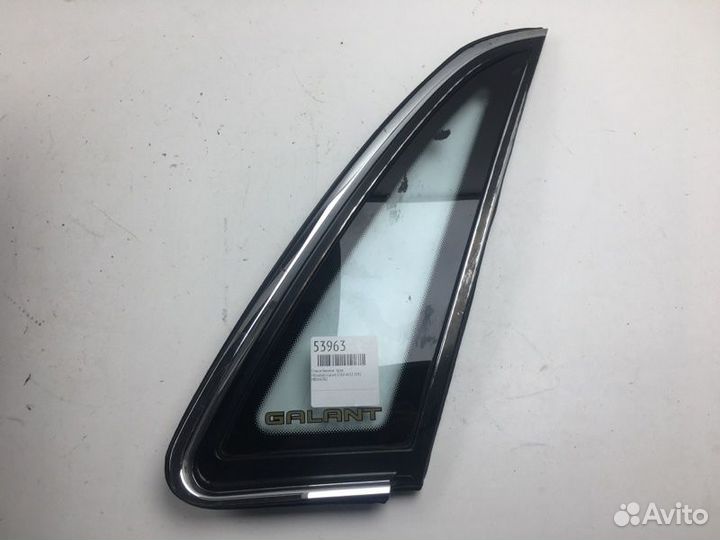 Стекло боковое правое Mitsubishi Galant E31A 4G32