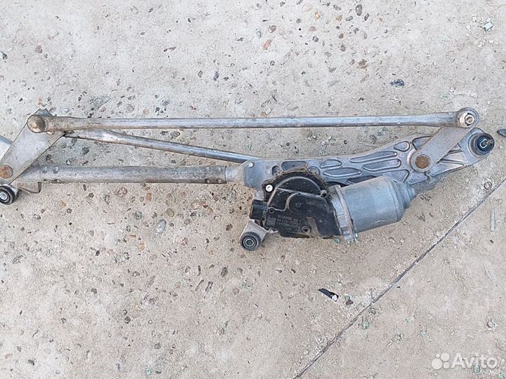 Моторчик стеклоочистителя(дворников) toyota camry