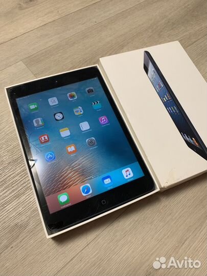 iPad mini 1 16gb wi-fi + 3g битое стекло
