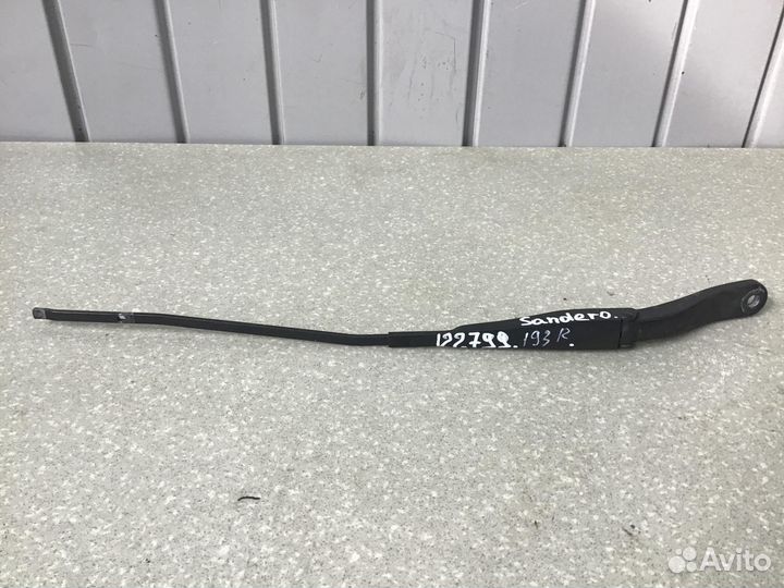 Поводок стеклоочистителя передний правый Renault S