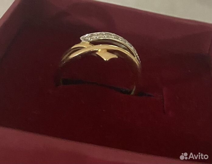 Золотое кольцо с бриллиантами 17 размер