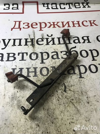 Кронштейн глушителя Land Rover Freelander II реста