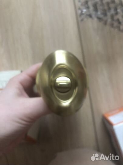 Дверная ручка