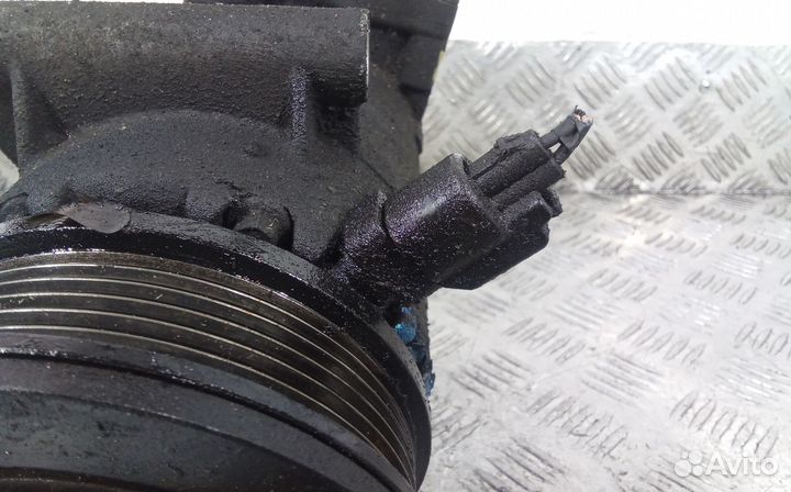 Компрессор кондиционера Land Rover Freelander 2