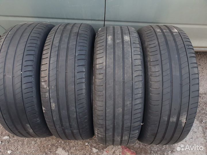 Michelin Pilot Primacy 215/60 R17