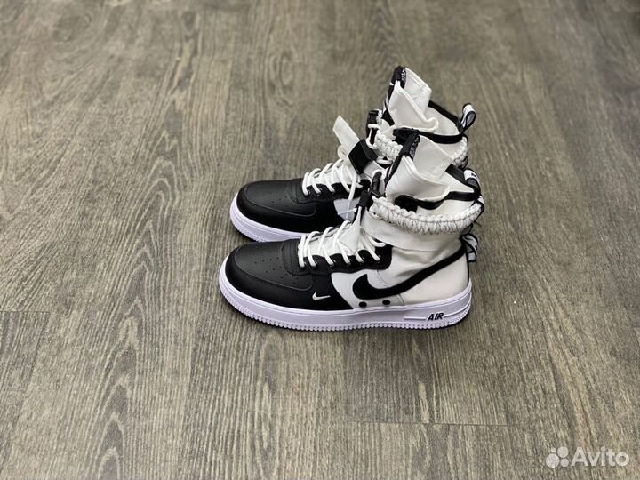 Кроссовки Nike SF Air Force 1 Black White (41-45)