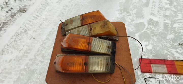 Подфарники Москвич 412