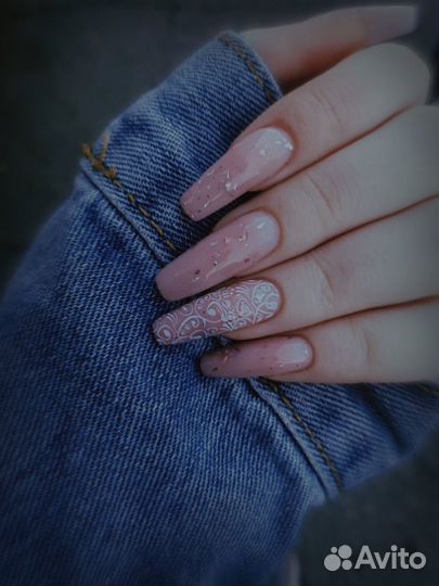 Маникюр на дому