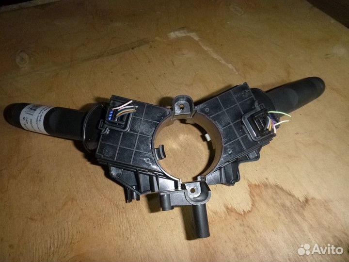 Переключатель подрулевой в сборе opel astra J 2010