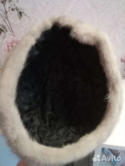 Головные уборы женские зима