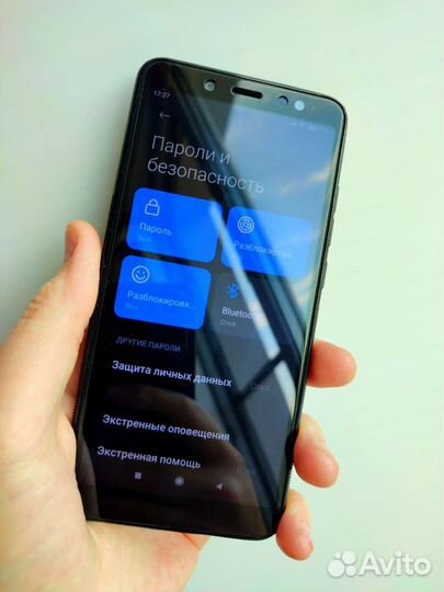 Телефон Xiaomi Redmi Note 5 Pro