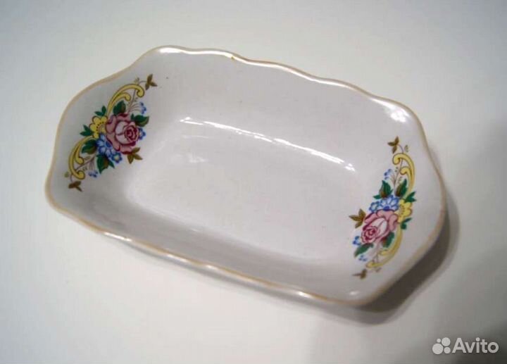 Тарелки 24, 18 см