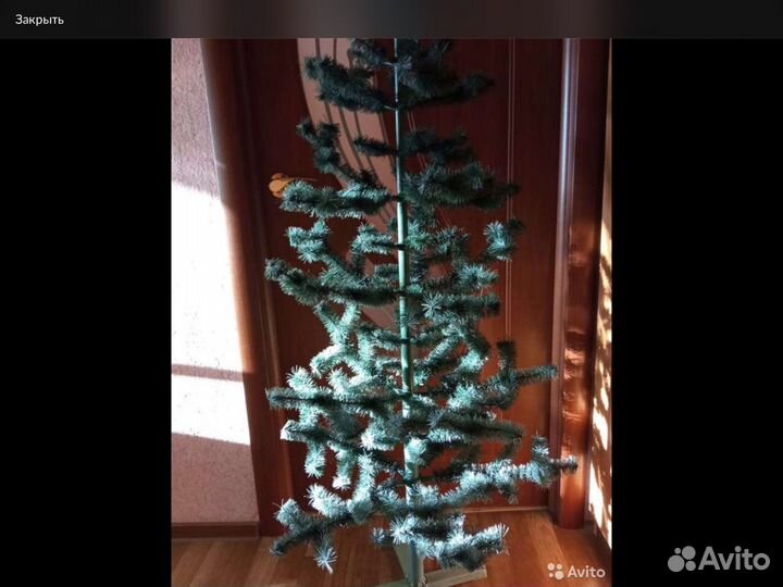 Звезда. Елка искусственная