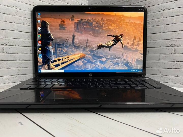 Мощный ноутбук HP 17.3 / SSD