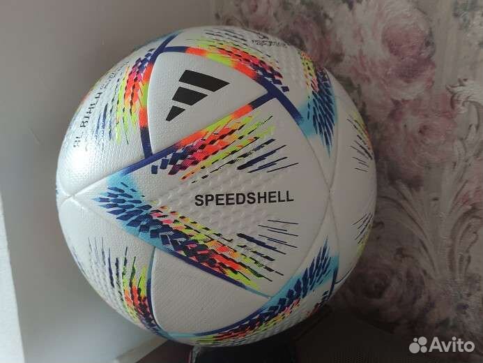 Футбольный мяч adidas