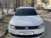 Volkswagen Jetta 1.6 MT, 2014, 136 000 км, с пробегом, цена 1 280 000 руб.