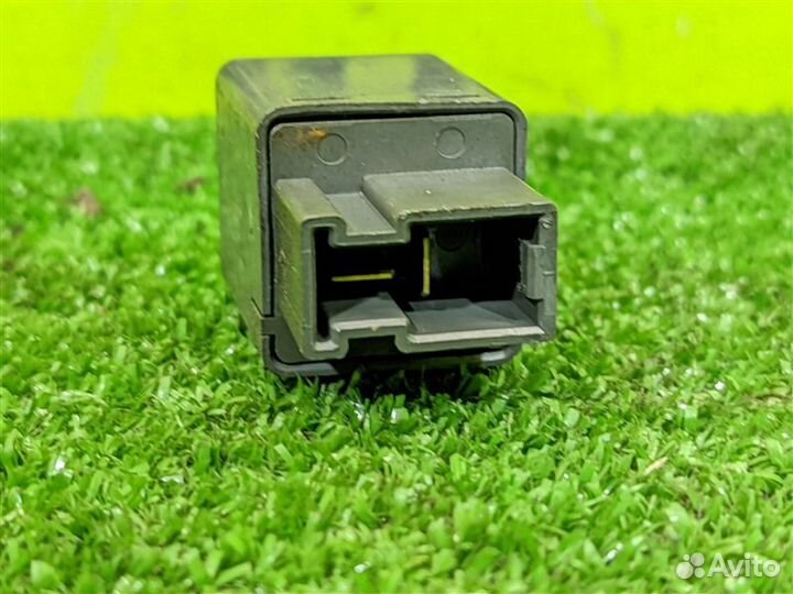 Реле стеклоподъемников Infiniti Fx35 S50 VQ35DE