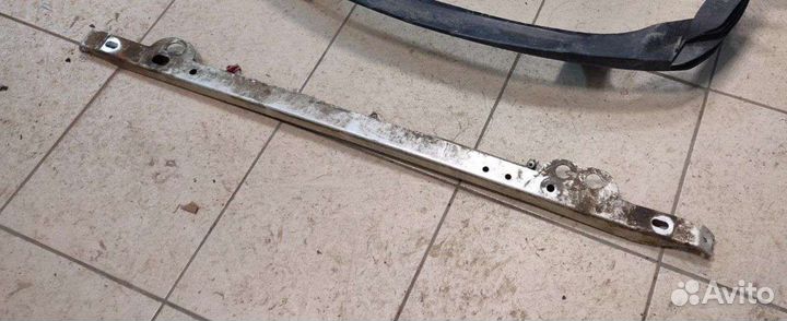 Планка радиатора Corsa D