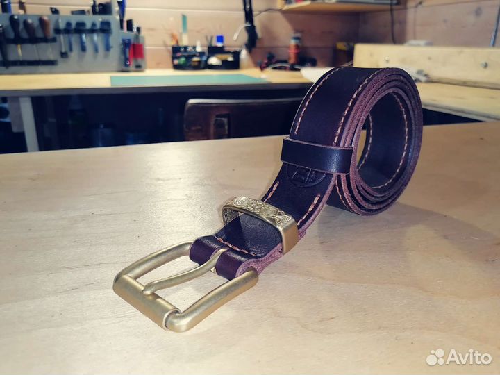 Мужской кожаный ремень