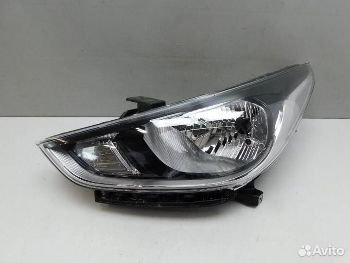 Фара левая Hyundai Solaris