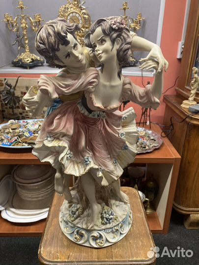 Бисквитный фарфор