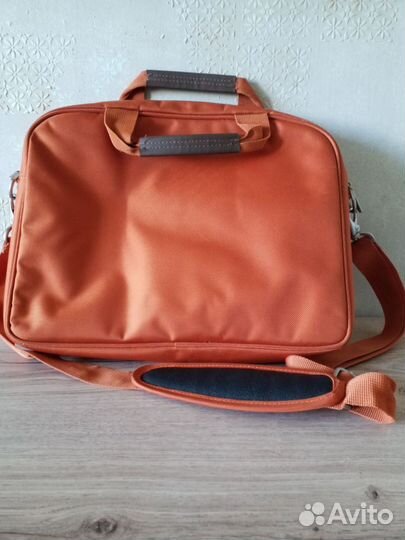 Портфель для ноутбука, планшета и др.гаджетов