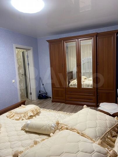 2-к. квартира, 58 м², 1/9 эт.