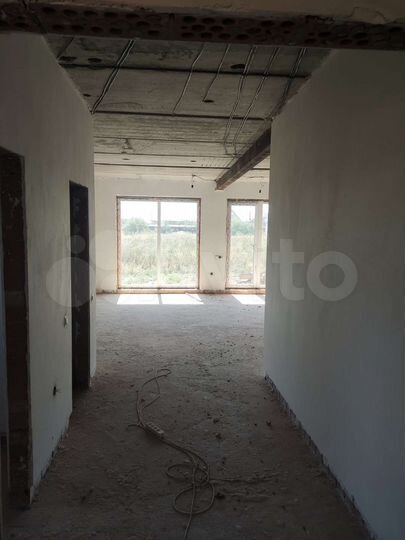 Дом 199 м² на участке 3,8 сот.