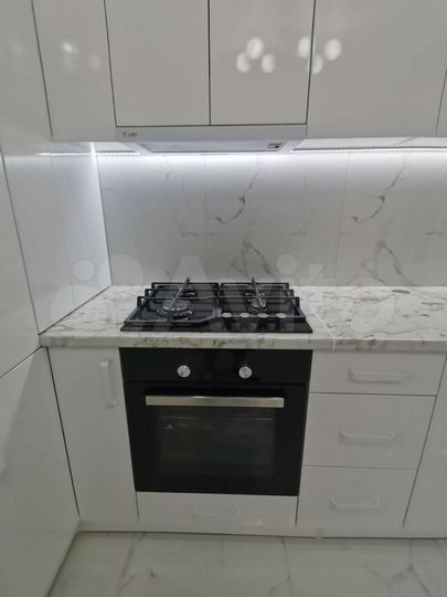 2-к. квартира, 56 м², 13/19 эт.