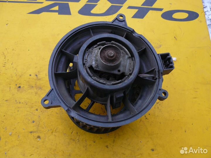 Моторчик отопителя для Ford Fiesta Fusion 2007г