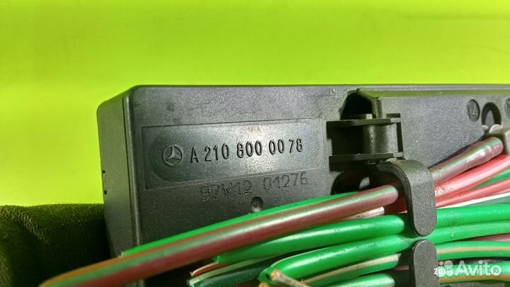 Блок управления клапанами отопителя Mercedes W140