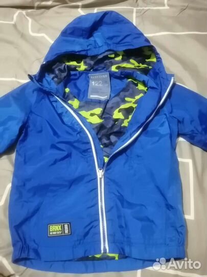 Куртка ветровка