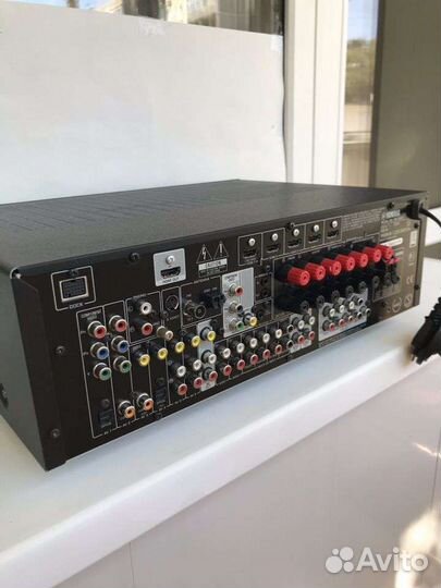AV ресивер Yamaha RX-V667