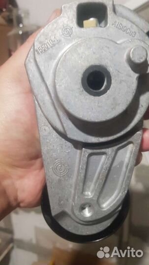 Натяжной ролик для grand cherokee WK 2 diesel 3.0