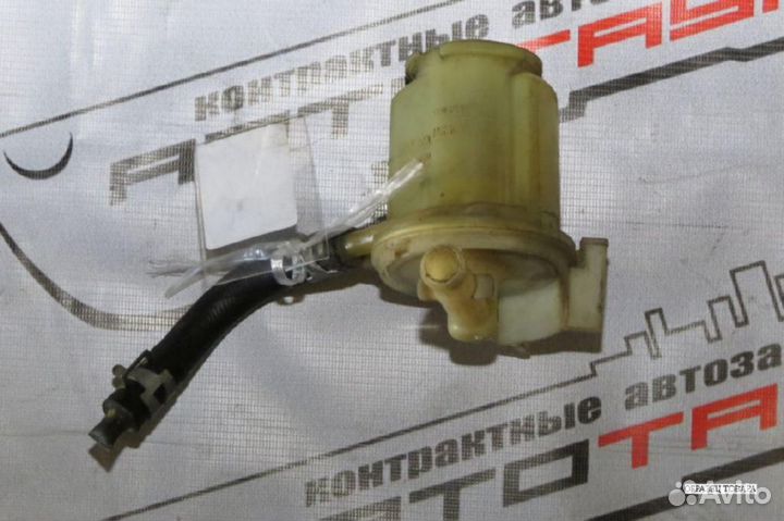 Бачок гур toyota pontiac. corolla runx corolla spa