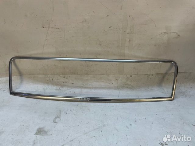 Решетка радиатора Audi A6 C5 2000