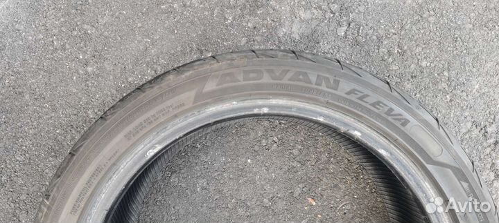 Yokohama Advan Fleva V701 195/45 R16 84