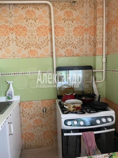 2-к. квартира, 42 м², 1/5 эт.