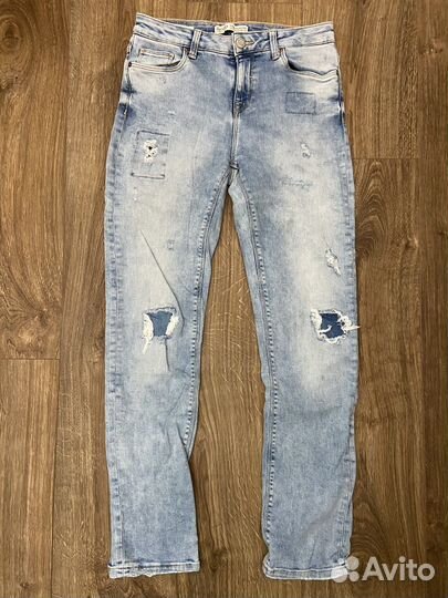 Джинсы Bershka