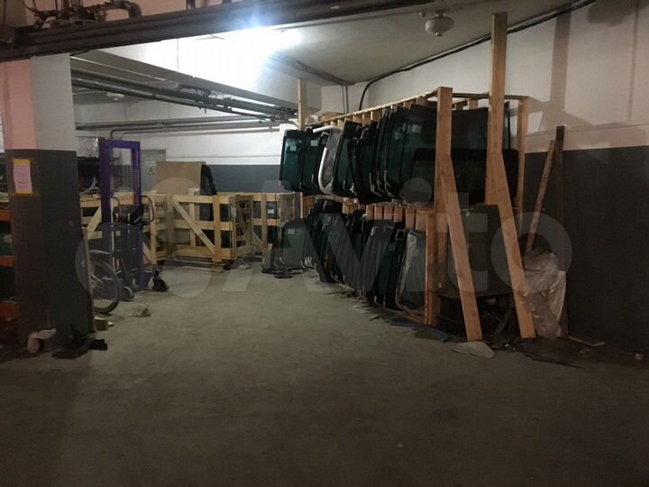 Машиноместо, 18 м²