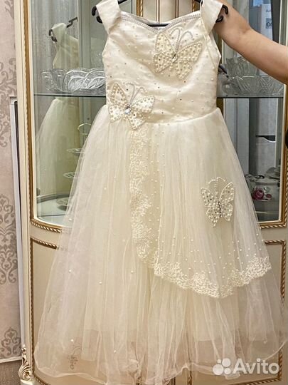 Венчальное платье