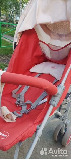 Прогулочная коляска трость