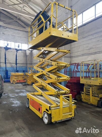 Ножничных Подъемник Haulotte compact 12