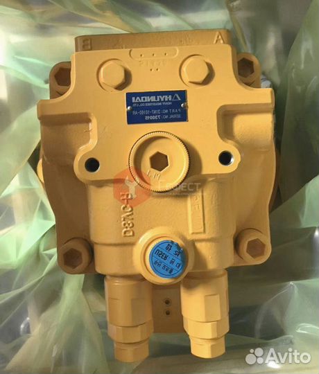 Гидромотор редуктора поворота R210NLC-9 38QB-11100