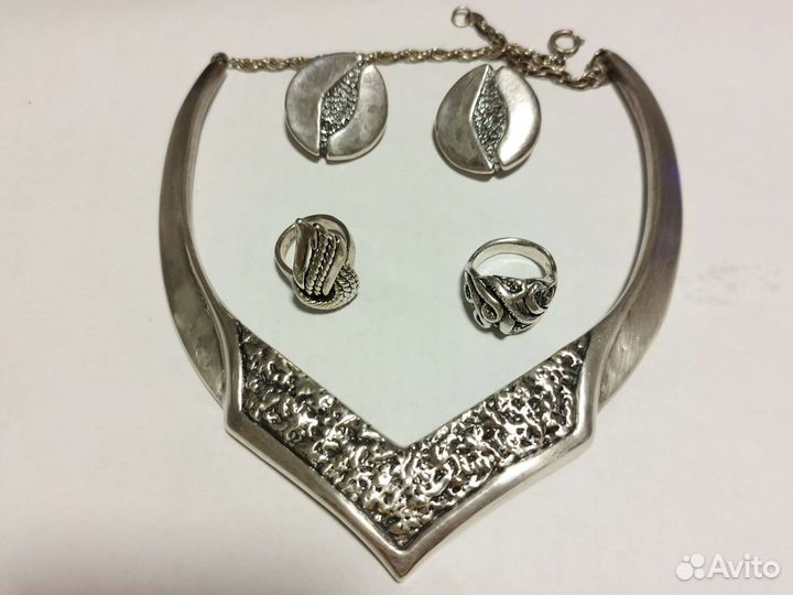 Украшения серебряные, гарнитур