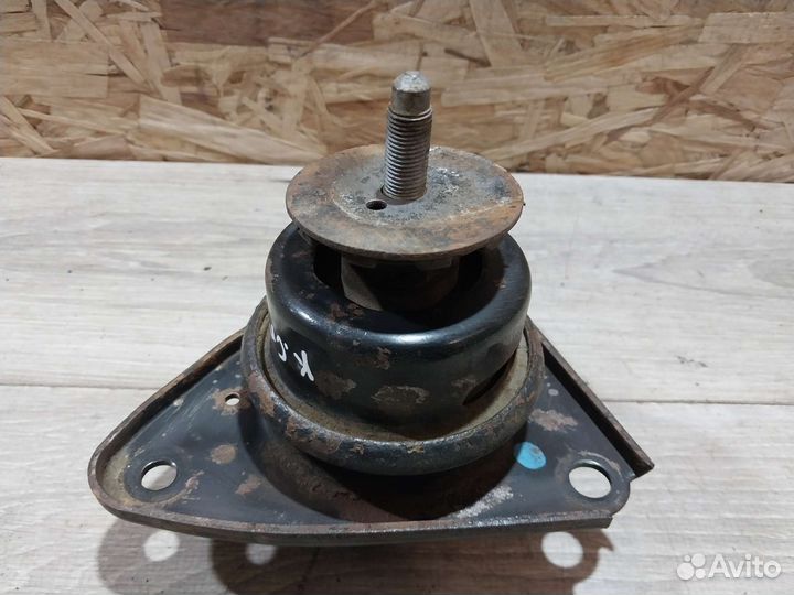 Опора двигателя Kia Ceed 1 ED подушка двигателя