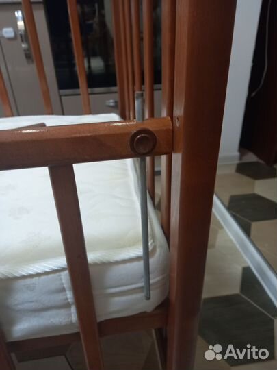 Детская кроватка с рождения и до 3 лет