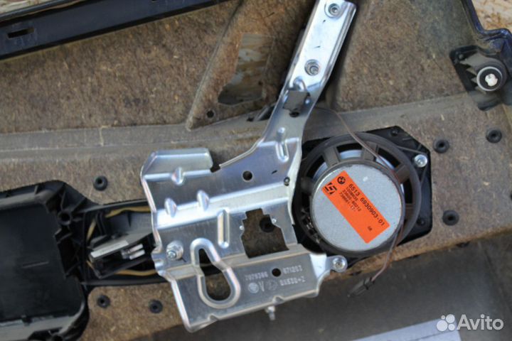 Обшивка двери задней правой BMW 5 серия