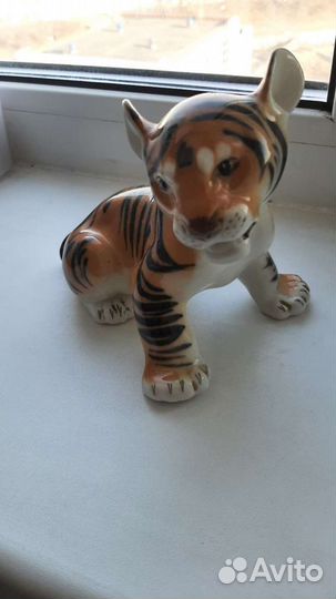 Статуэтка Тигрёнок фарфор СССР