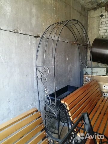 Арка садовая кованая